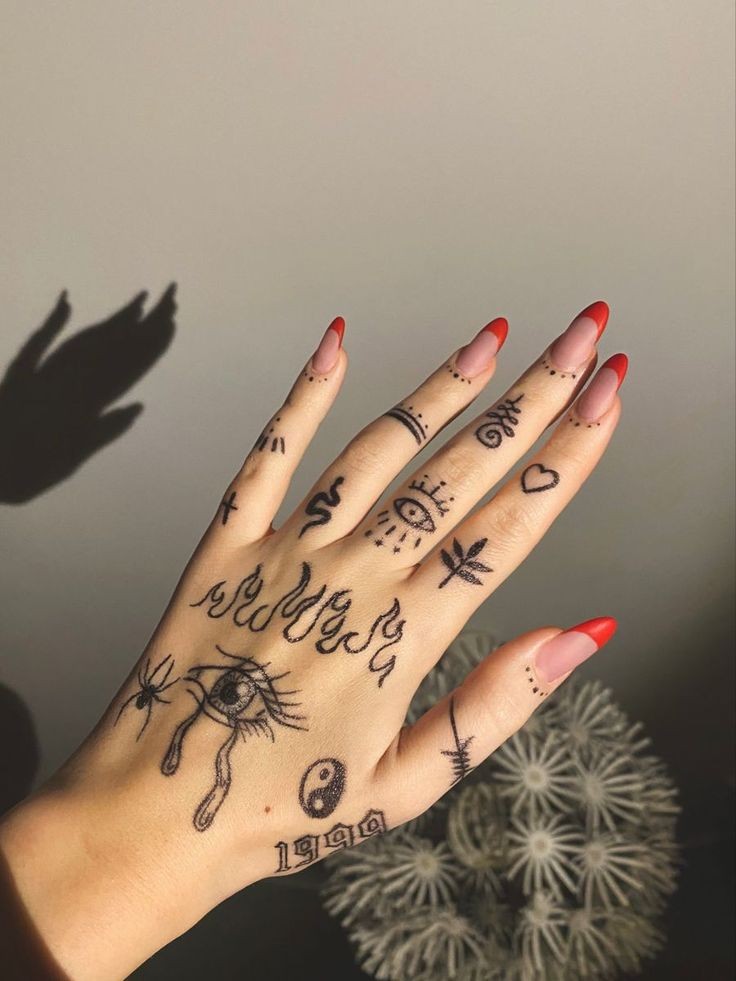 Wonderful Hand Tattoo Ideas