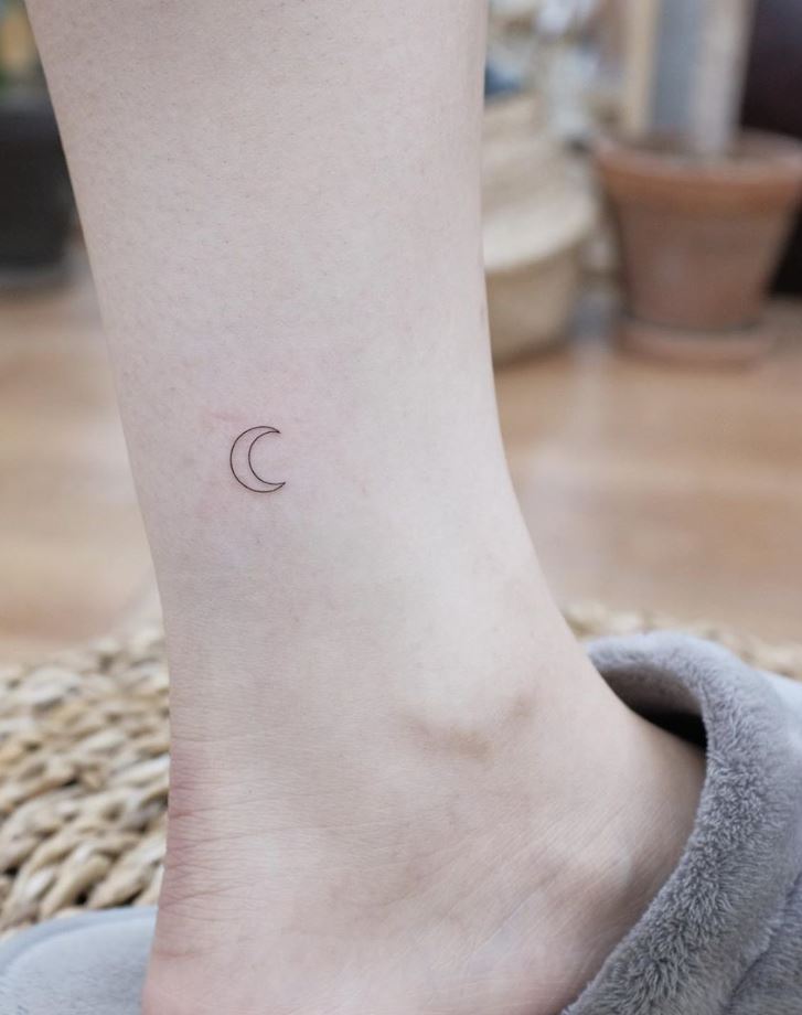 The Very Best Miniature Tattoos Ever Created