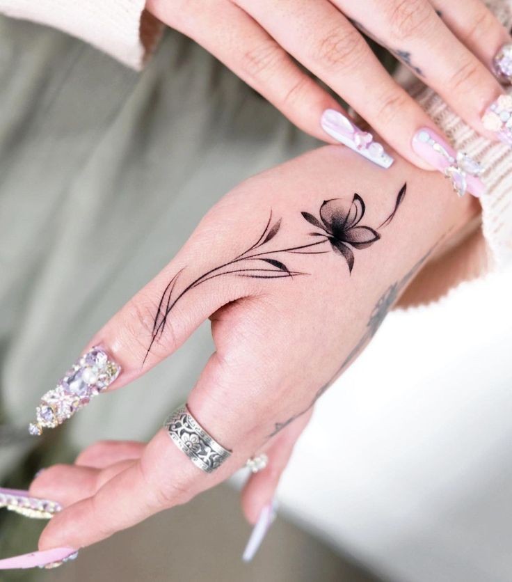 Wonderful Hand Tattoo Ideas