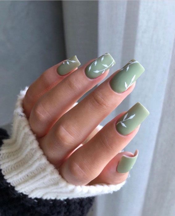 Here Are The 15 Best Spring & Summer 2023 Nail Trends To Copy