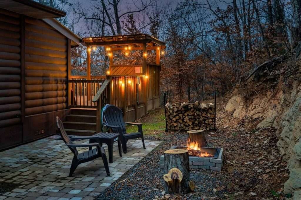 A charming tiny home perfect for lovers to enjoy