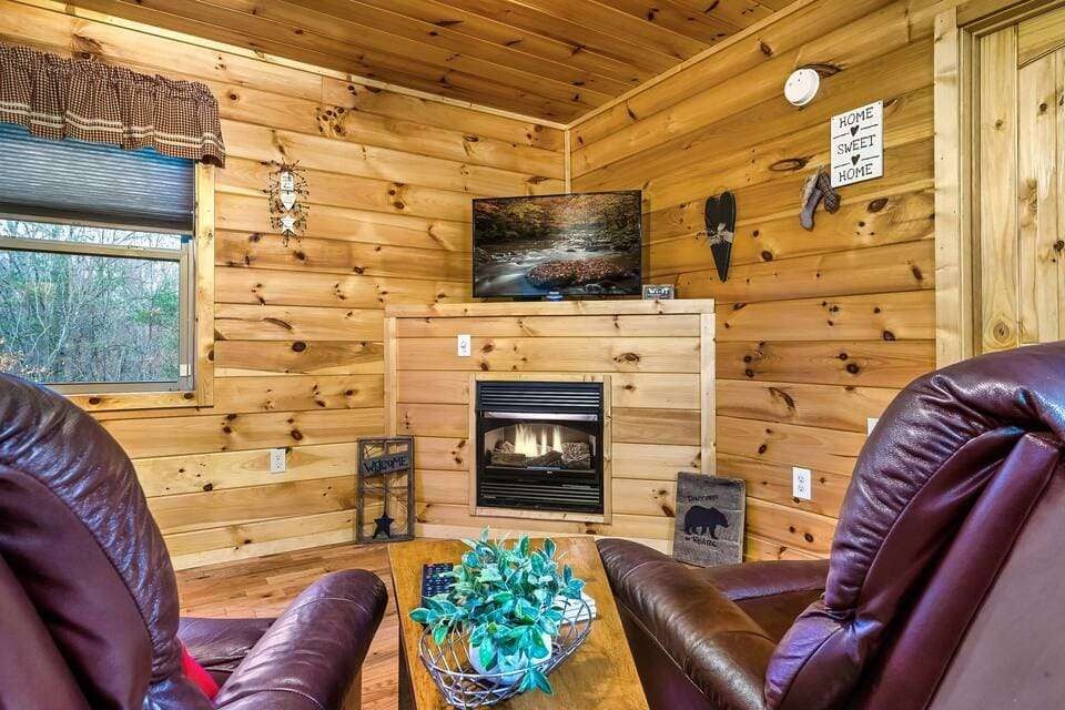 A charming tiny home perfect for lovers to enjoy