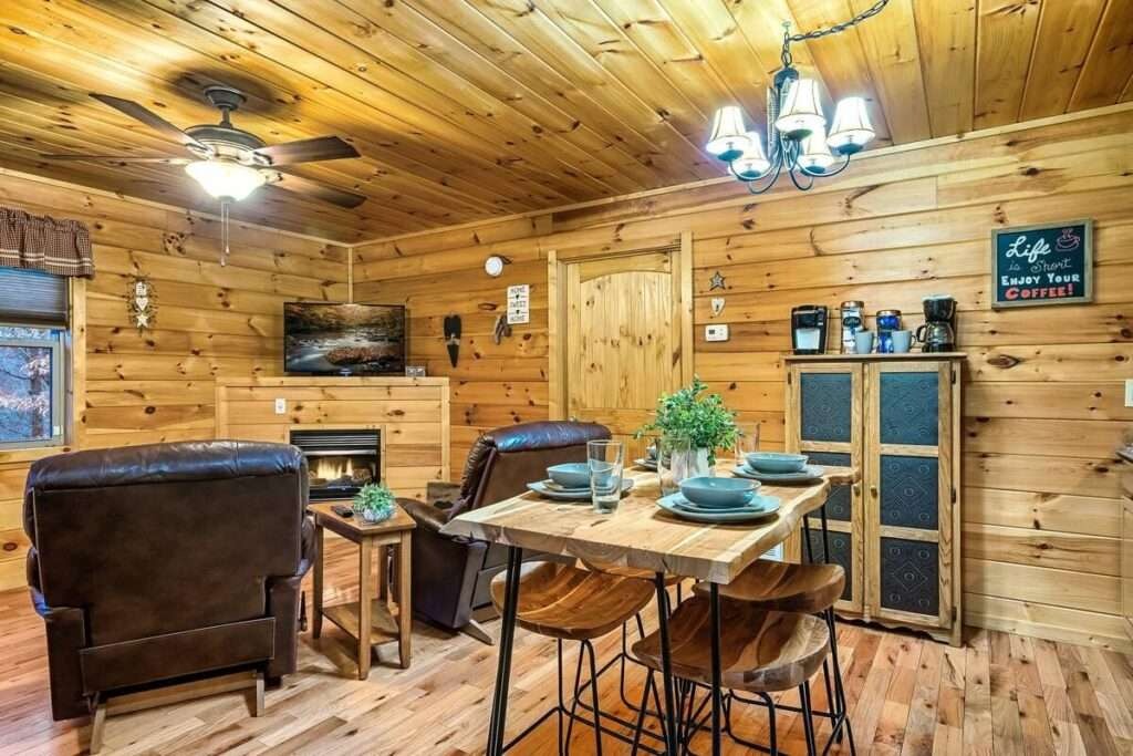 A charming tiny home perfect for lovers to enjoy