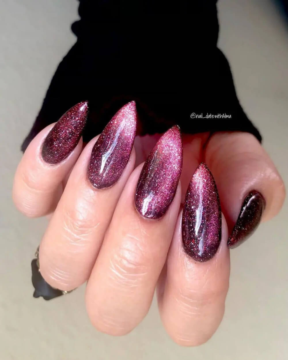 30 Hottest Cat Eye Nails: The Trendiest Manicure Style - 233