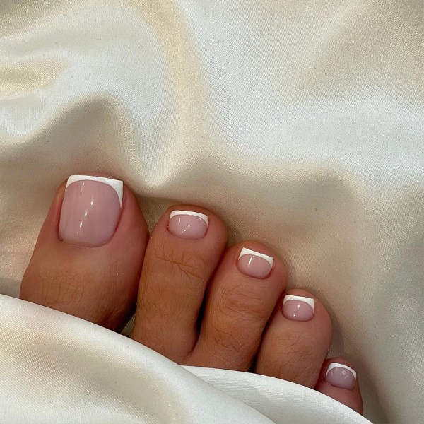 Classic French Tip Pedicure