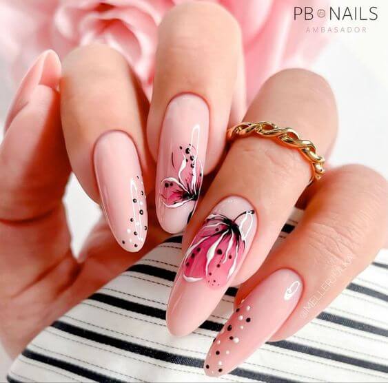 30 Alluring Floral Nail Ideas That Will Turn Your Hands Into Mini-Gardens - 207