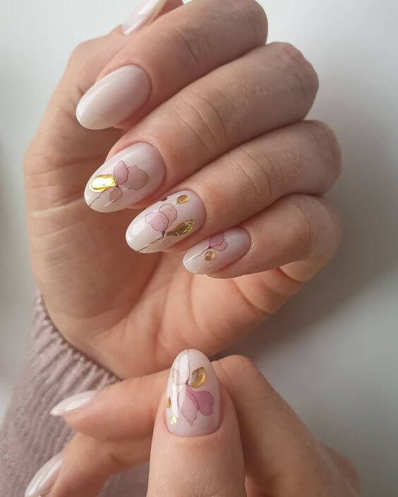 30 Alluring Floral Nail Ideas That Will Turn Your Hands Into Mini-Gardens - 209