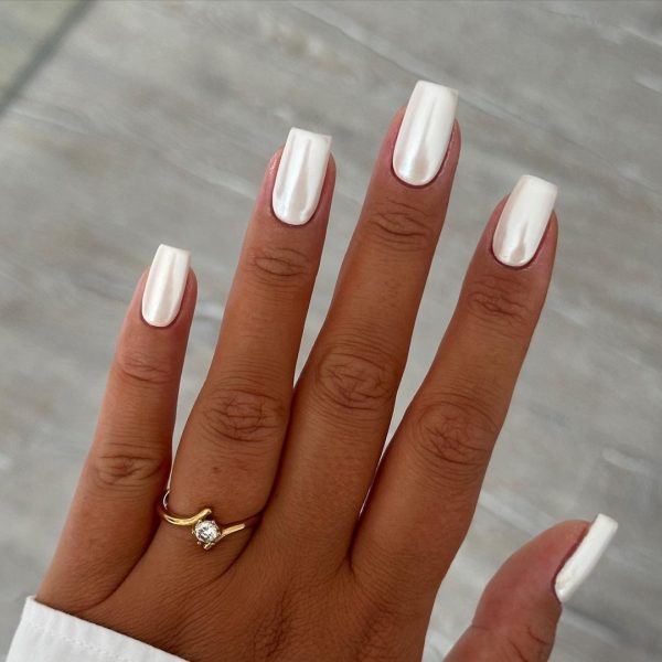 White Chrome Nails