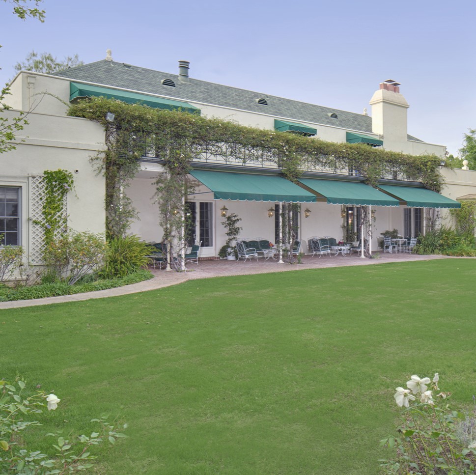 Backyard of Taylor Swift's Beverly Hills Home