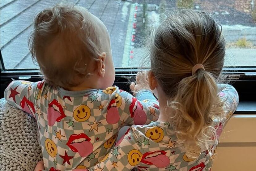 Heartwarming sibling bond: Patrick Mahomes' kids share adorable moment in matching pajamas | Marca