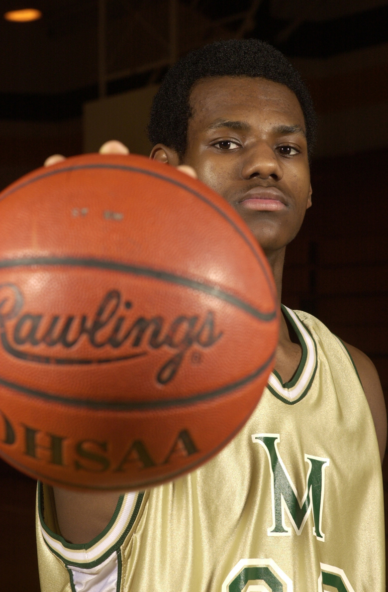 St. Vincent-St. Mary's sophomore LeBron James. Photo credit: Bill Kennedy/The Plain Dealer. Shot 3/19/01.