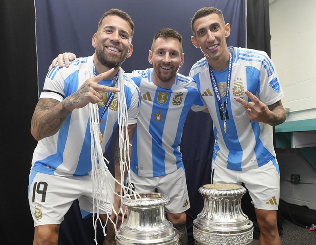 Messi bất ngờ không trở về Argentina ăn mừng chức vô địch Copa America- Ảnh 1.