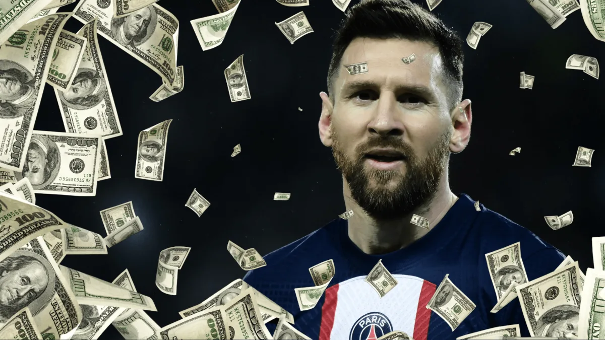 Lionel Messi Transfer News: BILLION EURO contract offer ACCEPTED | FootballTransfers.com